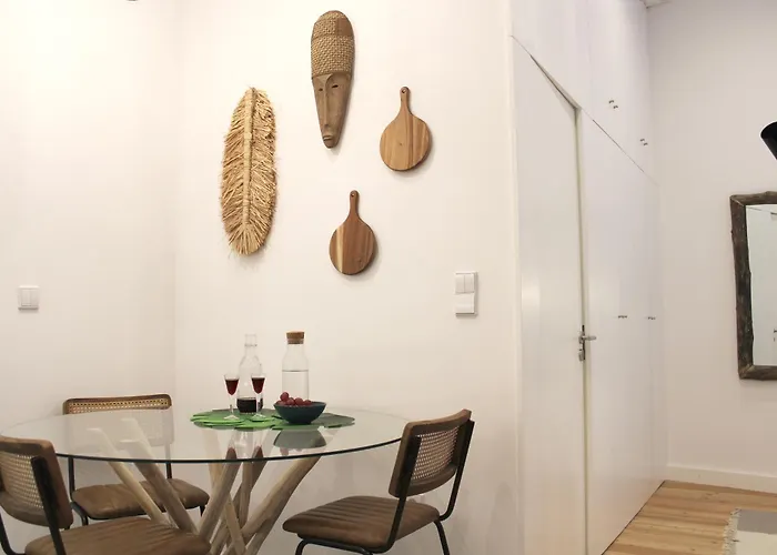 Modern Flat Near Trindade By Lovelystay *