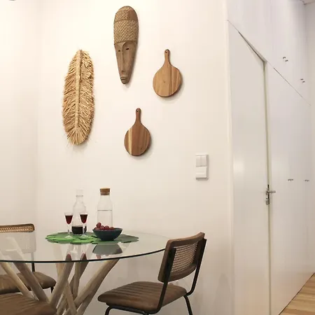 Modern Flat Near Trindade By Lovelystay *